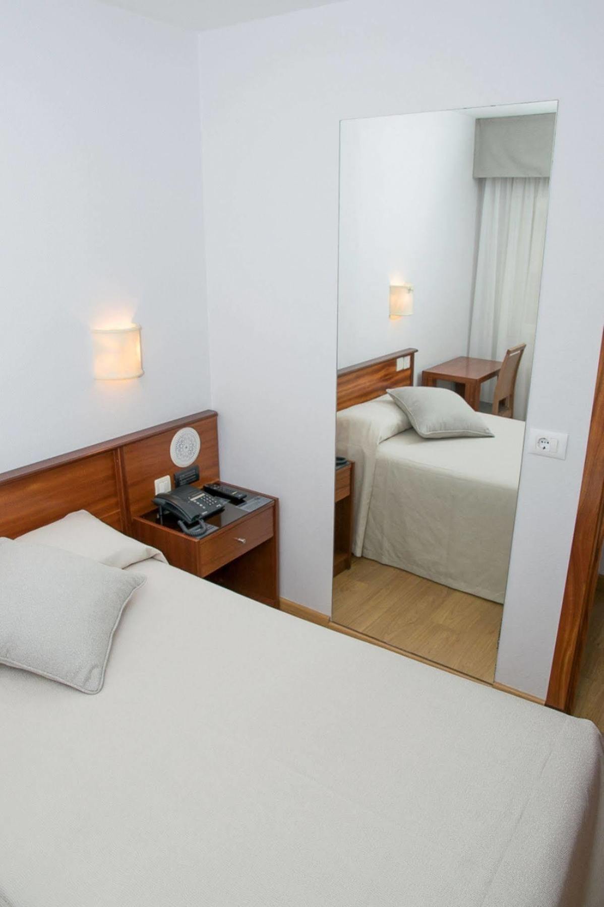 Hotel Brisa A Coruna Exterior photo